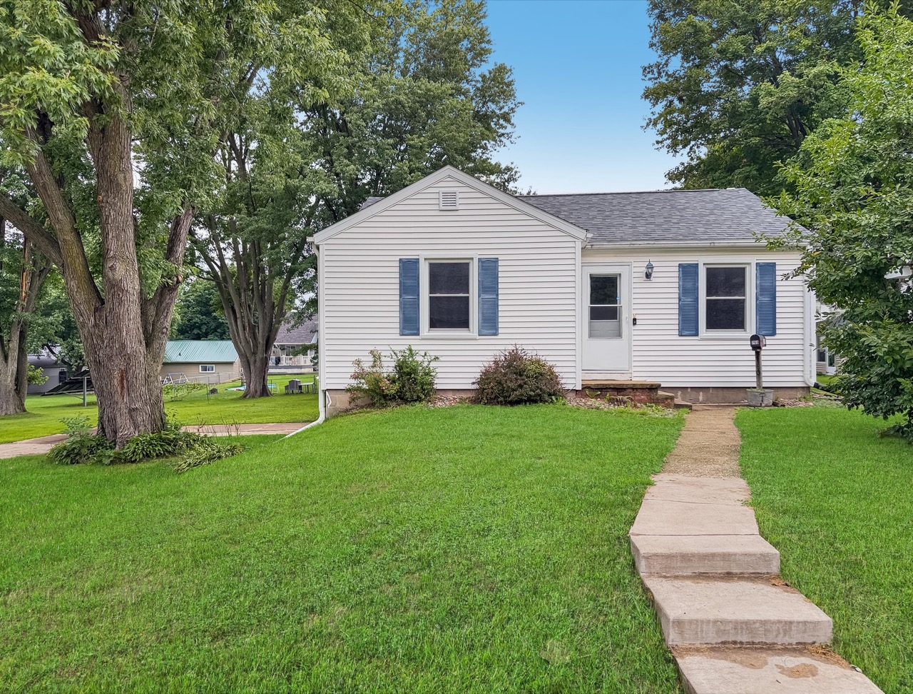 760 N Court St in Platteville, Wisconsin